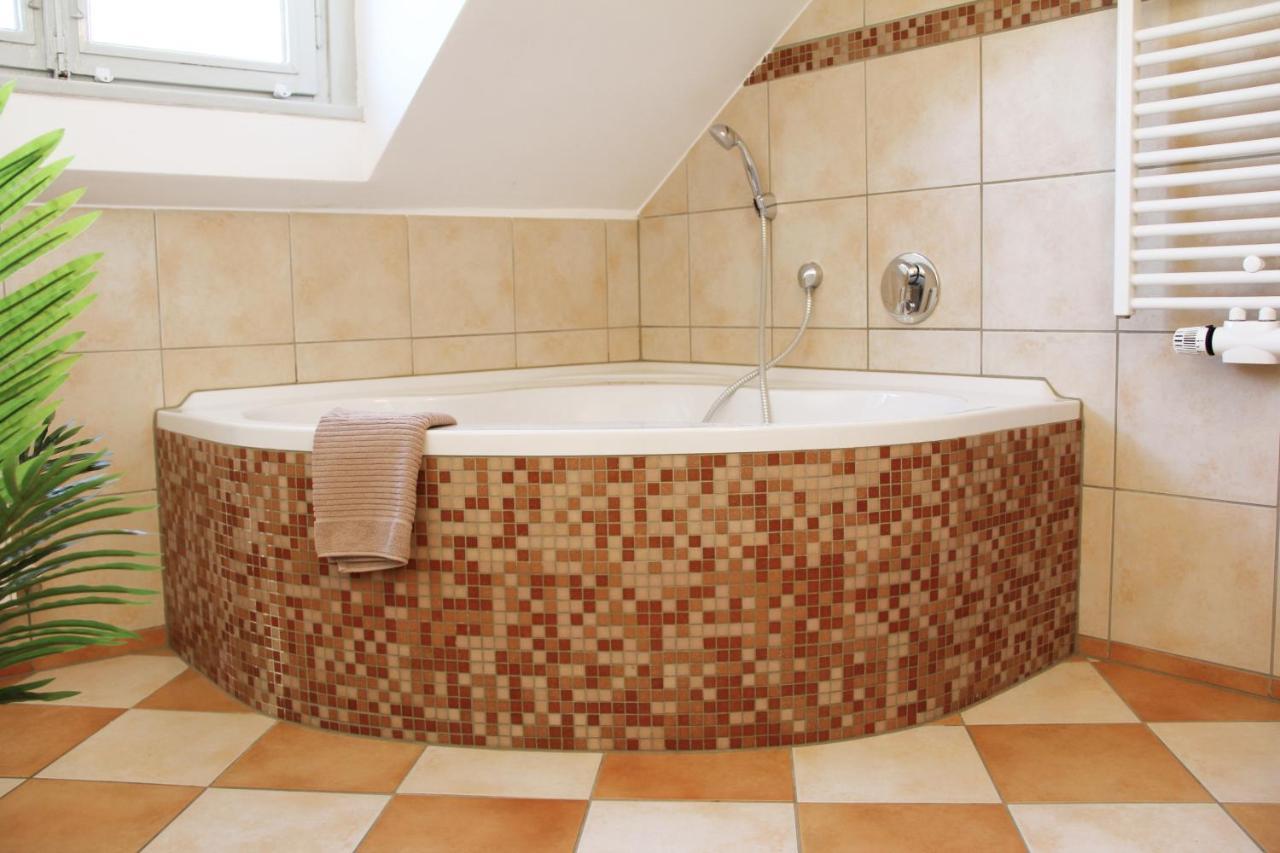 Apartment Secret Hideaways Boho Artstudio Mit Smarthome Nahe L Messe L Hbf *